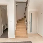 Airzen העיירה קוס