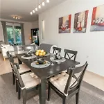 Airzen Holiday home *